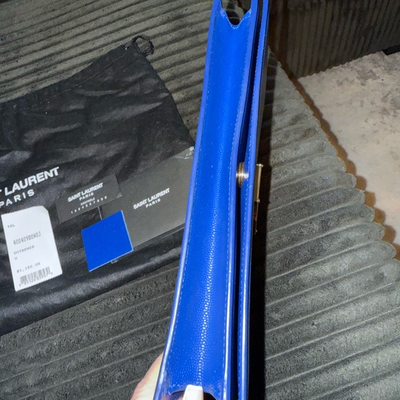 Small YSL textured leather clutch - Picture 7 of 11